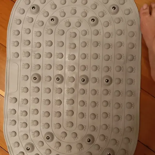 SpikeRest foot mat in Gray, photographed by a verified buyer in New Zealand