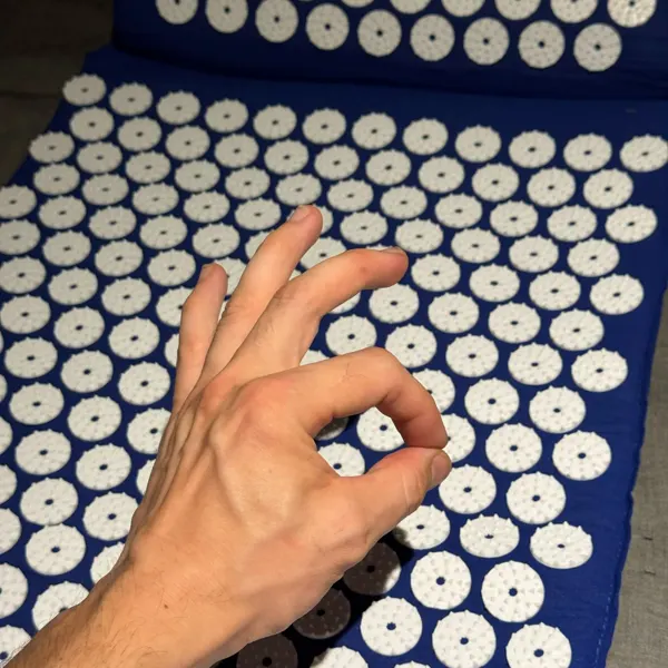 SpikeRest acupressure mat in Navy Blue, photographed by a verified buyer in Ukraine